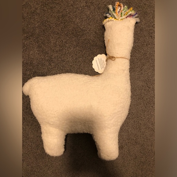 Handcrafted Trauma Llama NWT 🦙🩷 - Picture 2 of 3